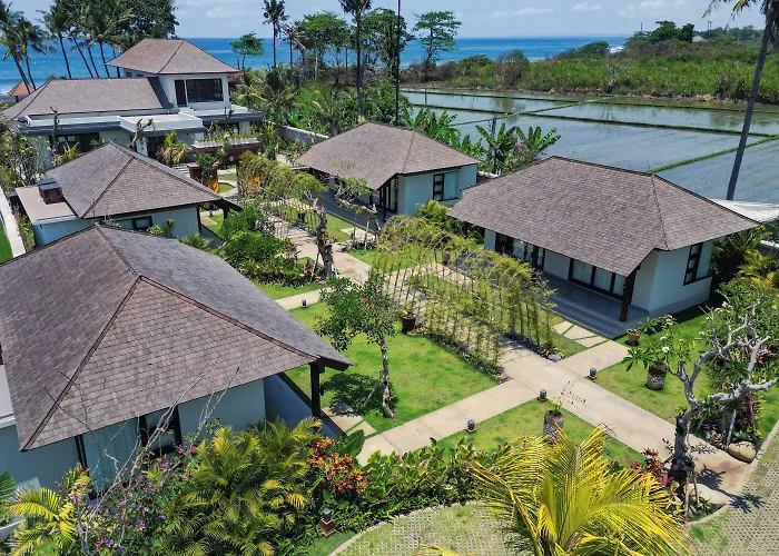 K Ko Surf Village リゾート 3*